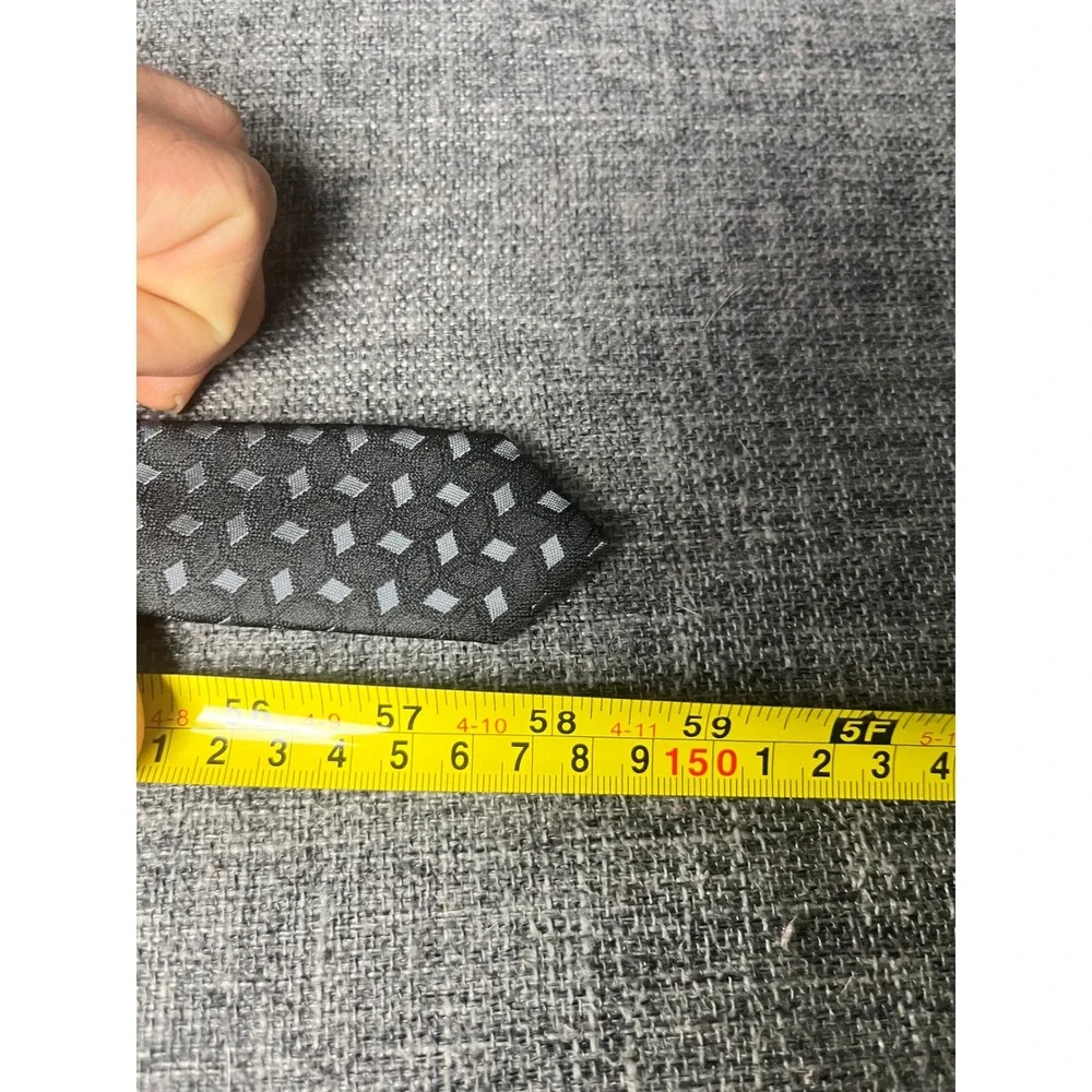 Geoffrey Beene Mens Black Grey Geometric Diamond Pattern Necktie 58in Long
